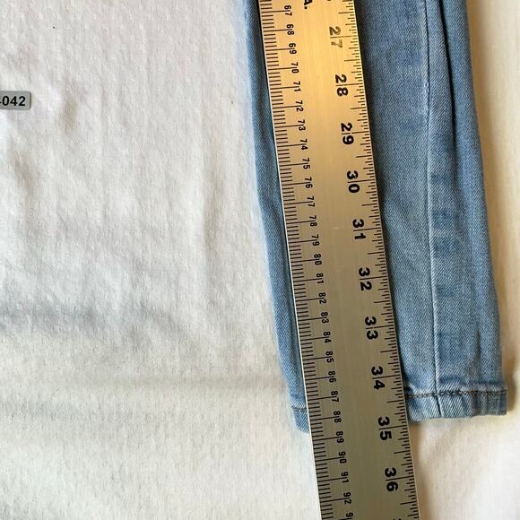 Max Jean Los Angeles Women Skinny Jeans size 0 Blue Ripped Mid Rise - Picture 4 of 13